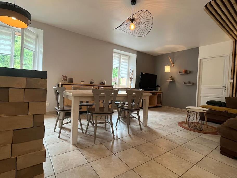 Appartement 5 Personnes Avec Espace Plein Air Saint-Maurice-sur-Moselle Exteriér fotografie